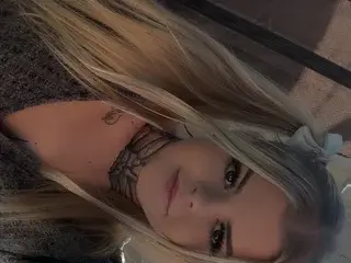 Streamate Private Sex Chat of Emiley_Alexander