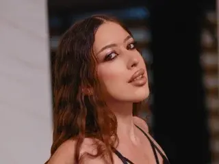 Streamate Free Live Porn of AlaraMyst