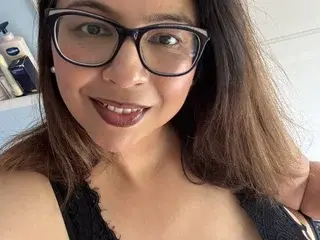 Streamate Watch Live Sex Cams of Zarah_Housewife