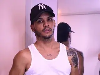 Streamate Adult Webcam of RickyVill100