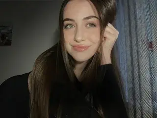 Streamate Watch Live Sex Cams of SashaShin