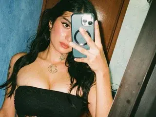 Streamate Live Sex Cam of CelineCarter