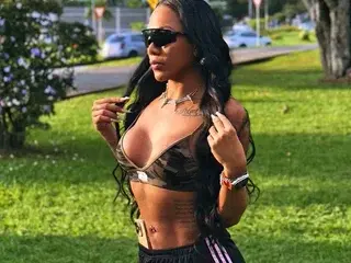 Streamate Free Porn Cam of pilarbigcockxx