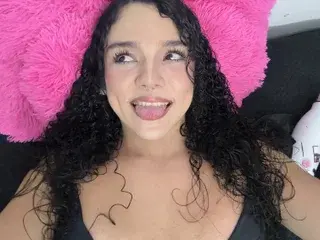 Streamate Live Porn of SaraMacleod