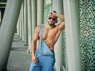 Streamate Live Sex of aronbulgarelli019