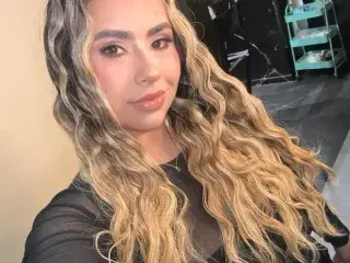 Streamate Free Porn Cam of MaraMoore