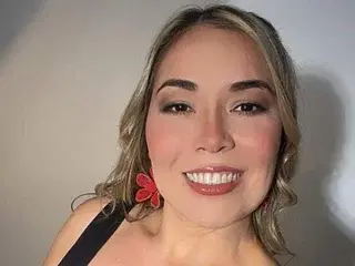 Streamate Sex Cam of Anna_Luu