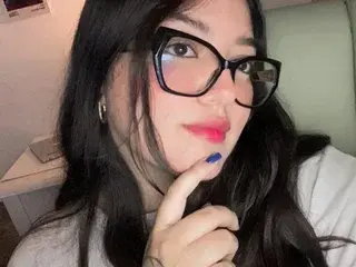 Streamate Adult Webcam of CestLou
