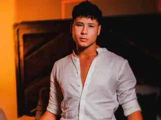 Streamate Private Sex Chat of Rayden_Boy