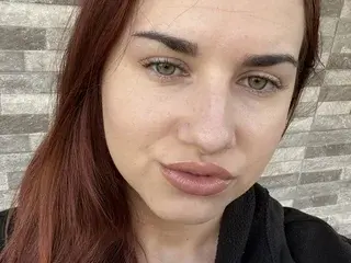 Streamate Free Porn Cam of LYIAANA