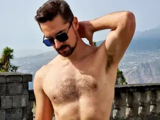 Streamate Adult Webcam of AntonioWest