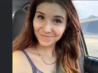 Streamate Nude Webcam of HannahCloe