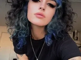 Streamate Free Live Porn of Roxxi_Royale