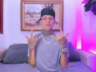 Streamate Watch Live Sex Cams of Willy_OS