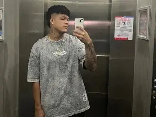 Streamate Live Porn of Peterbrownxx