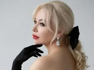 Streamate Watch Live Sex Cams of Blonda19Blonda
