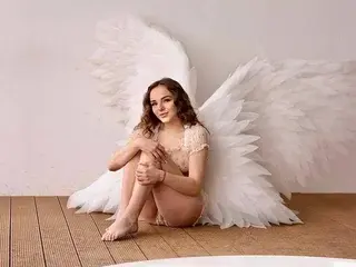 Streamate Free Live Porn of MeFoxyShy