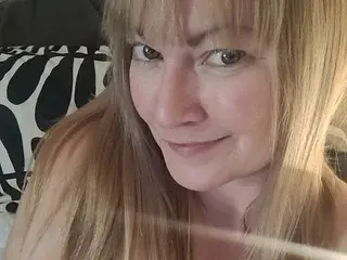 Streamate Watch Live Sex Cams of Solesticia