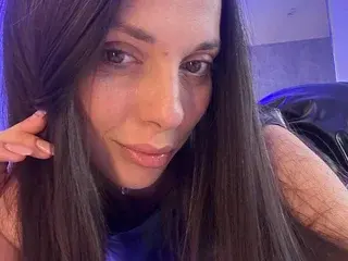 Streamate Watch Live Sex Cams of Elly_linn