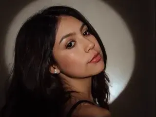 Streamate Free Porn Cam of BellaBuunnyy