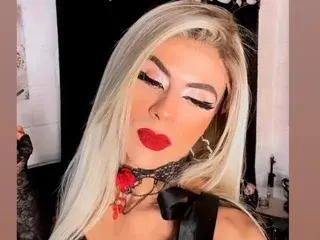 Streamate Free Porn Cam of Walton_victoria