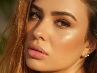Streamate Sex Chat of angelina_rousee