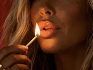 Streamate Nude Webcam of NaughtyLeahUK