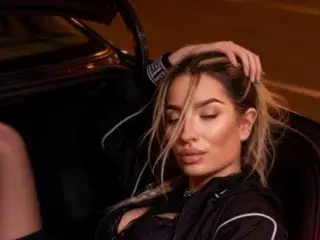 Streamate Private Sex Chat of MeganBlazeee