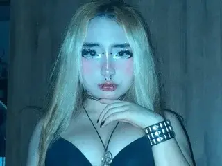 Streamate Live Sex Cam of ElizabethCrowleyy