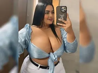 Streamate Live Sex Cam of Luciilu