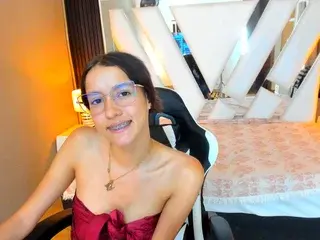 Streamate Sex Chat of Linda4Petite