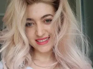 Streamate Sex Cam of ElizabethRaegan