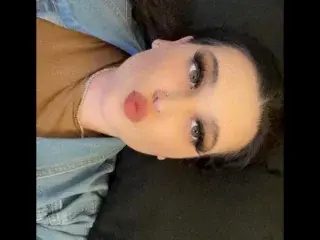 Streamate Live Porn of Baditchkitty77