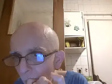 Stripchat Free Live Porn of mariusica1@xh