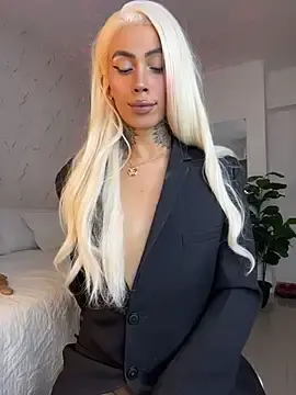 Stripchat Watch Live Sex Cams of miss_tatiana_