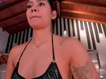 Stripchat Free Porn Cam of AllyJensen