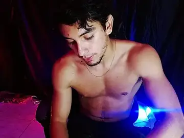 Stripchat Nude Webcam of dante_18cm_