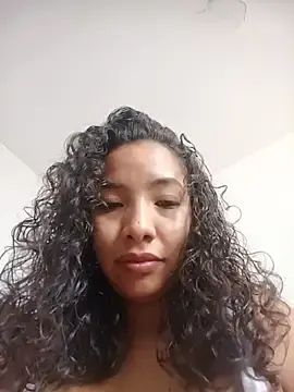 Stripchat Nude Webcam of Wolfamara