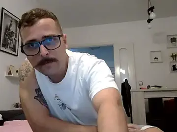 Stripchat Watch Live Sex Cams of yanick931