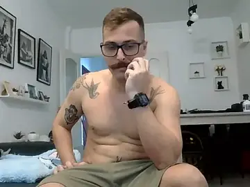 Stripchat Sex Cam of yanick931