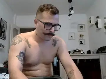 Stripchat Live Sex Cam of yanick931