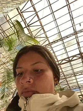 Stripchat Free Porn Cam of Isaak_Salomee