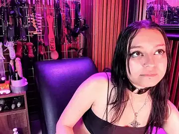 Stripchat Nude Webcam of mhannia_bdsm303av