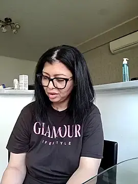 Stripchat Free Porn Cam of The_Lollipop_Enchantress_