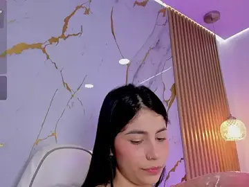 Stripchat Free Porn Cam of alissaowens_