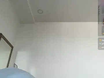 Stripchat Best Webcam of MiaDavis21