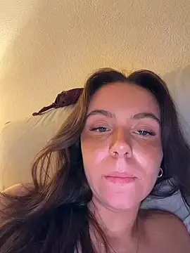 Stripchat Watch Live Sex Cams of Cherry-Bean