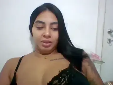 Stripchat Sex Cam of Nandinha777