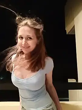 Stripchat Sex Cam of irresistibelle