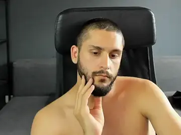 Stripchat Live Sex of TroyWadee